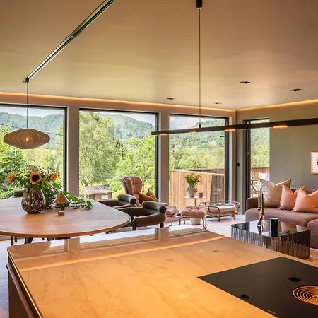 Luxurious In With Wifi בית נופש