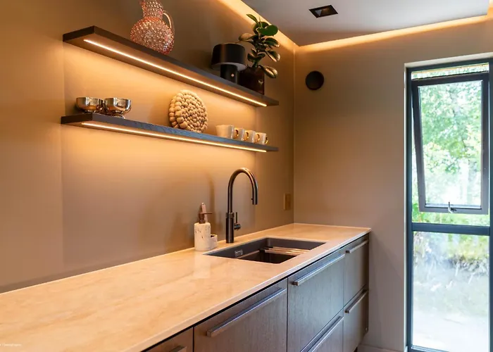 Luxurious In With Wifi