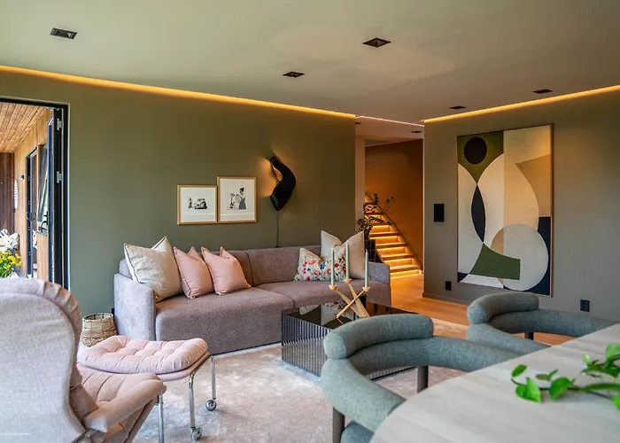 Luxurious In With Wifi