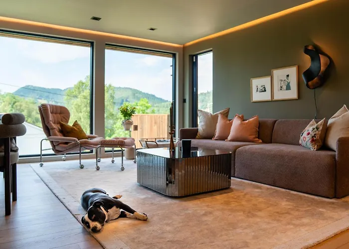 Luxurious In With Wifi Semesterbostad