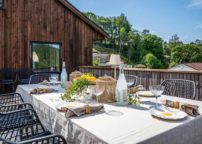 Luxurious In With Wifi Ytre Arna