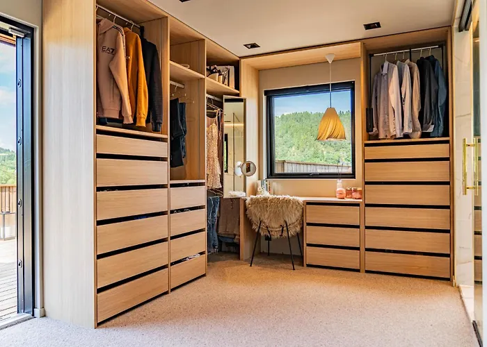 Luxurious In With Wifi * Ytre Arna