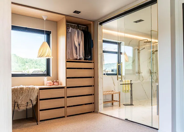 Luxurious In With Wifi Ytre Arna